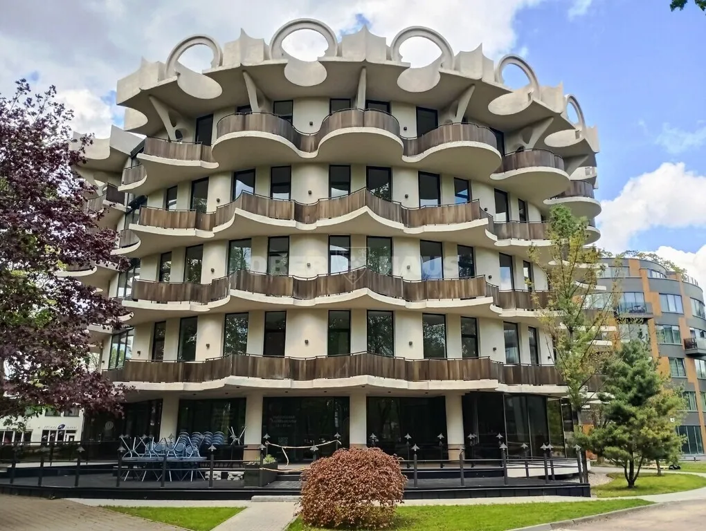 Välivaade - 3-Bedroom Apartment with High Ceilings in Druskininkai