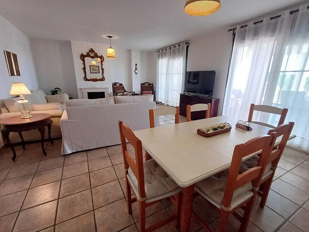 Dining Room - Apartment with Pool and Terrace in La Alcaidesa