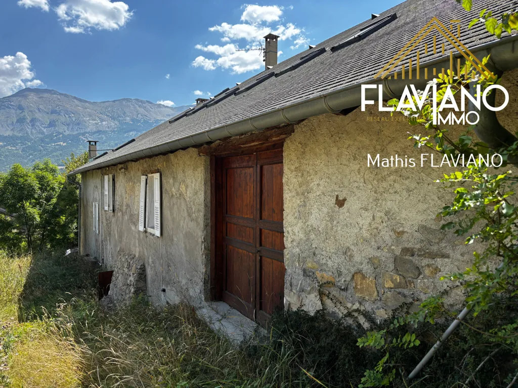 Außenansicht - Two-House Property with Mountain Views near Barcelonnette
