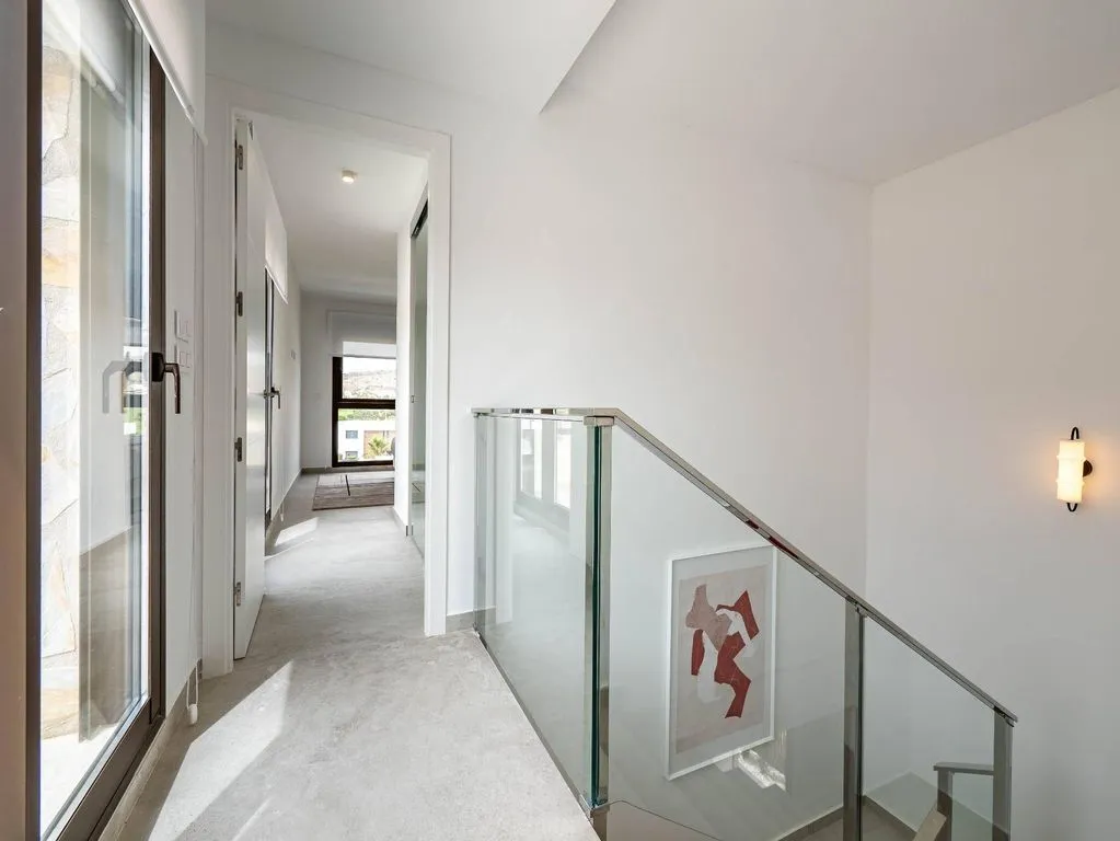 Rooms - New-Build Villa with Pool in Algorfa