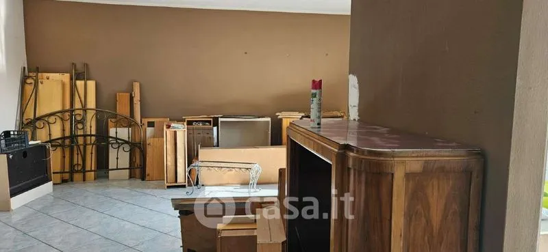 Elutuba - Semi-detached House with Balcony in Potenza