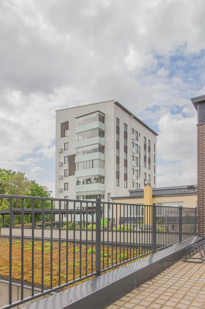 Terrazza - Modern Studio with Balcony in Vaasa Centre