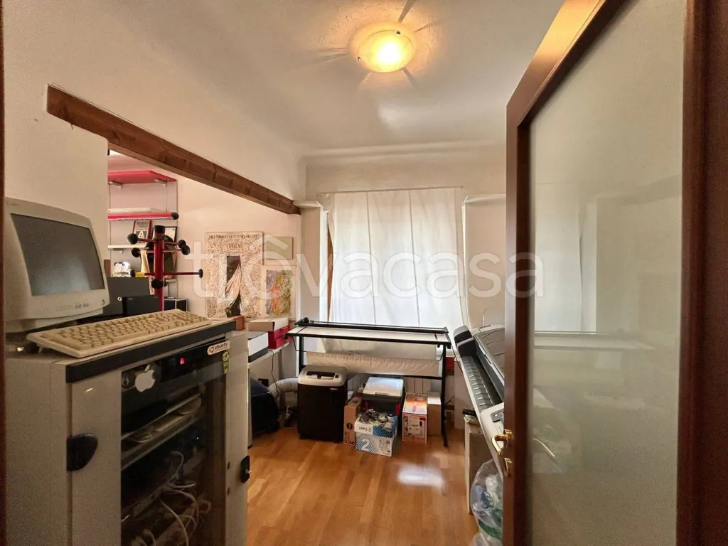 Studio - Converted Office Apartment in Gradisca d'Isonzo