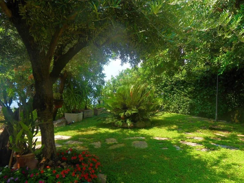 Garden - Villa with Seafront Access in Maratea