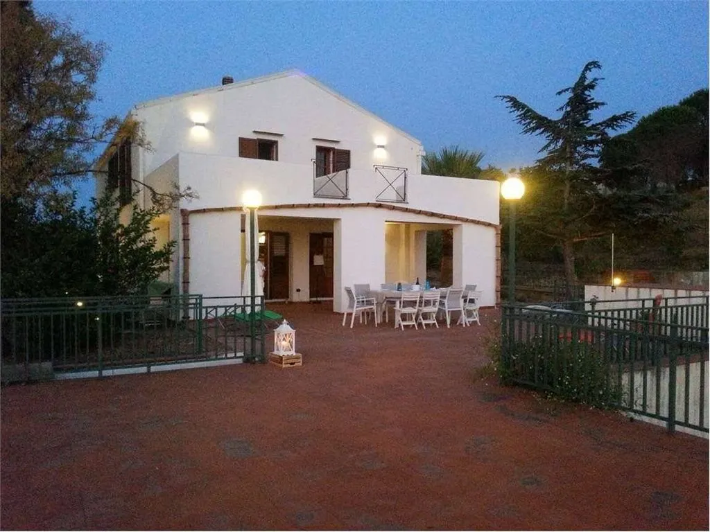 Terrace - Luxury Villa with Panoramic Views in Cefalù