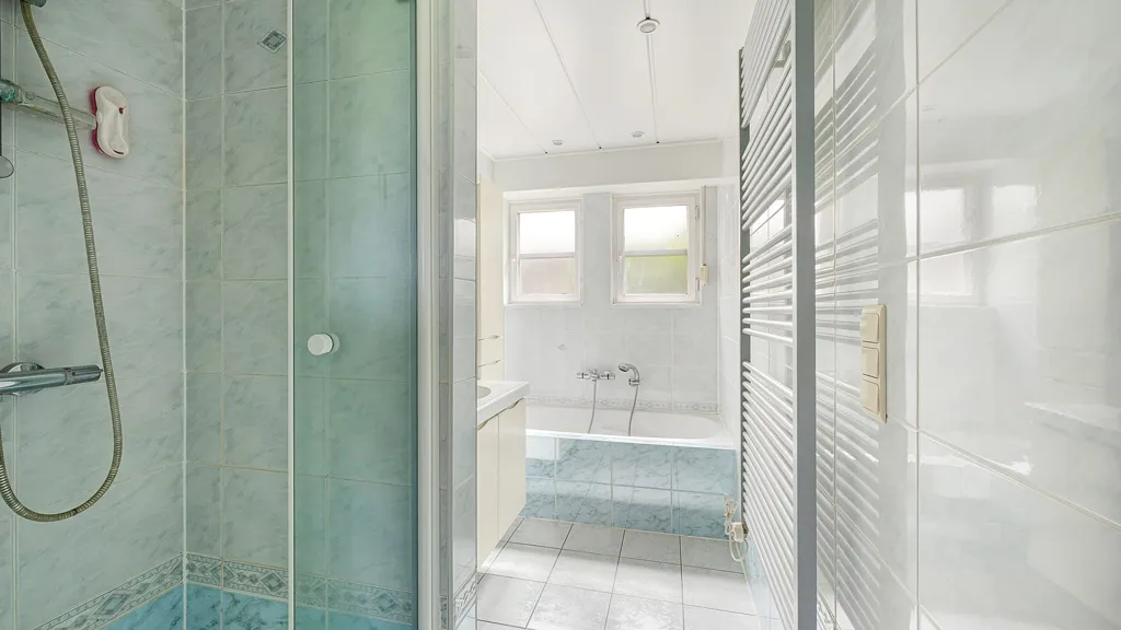 Salles de bain - Bungalow Rustique avec Jardin à Ramskapelle