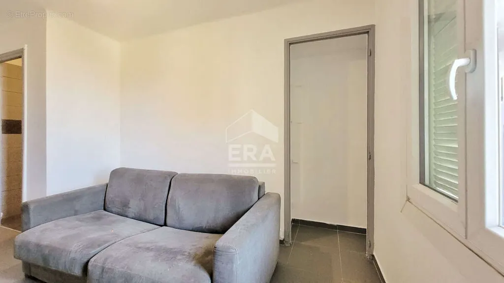Elutuba - Renovated 2-Bed Apartment with Balcony in Nice