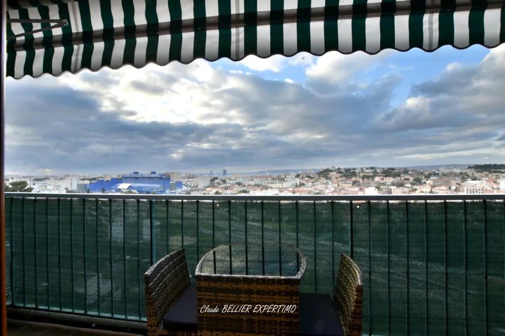 Balcon - Appartement T4 Rénové avec Vue Panoramique à Marseille