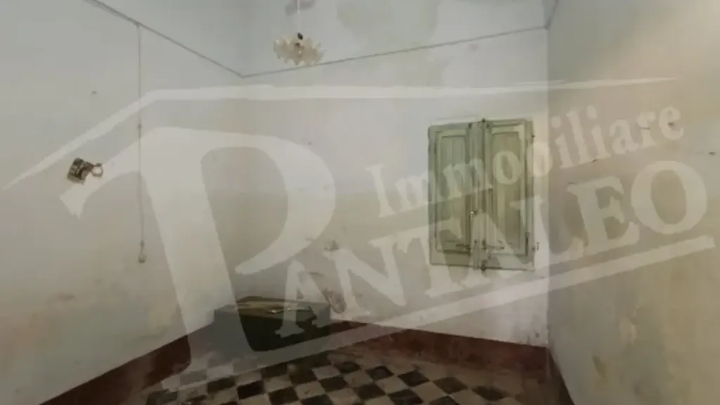 Bathrooms - Traditional Rustico for Renovation in Marsala