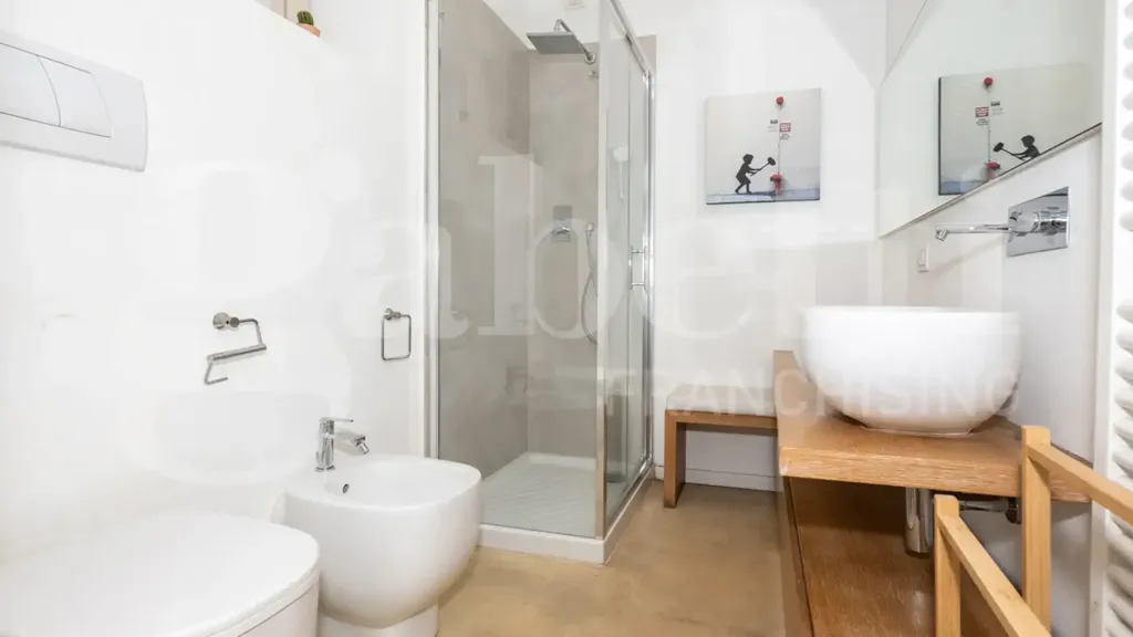 Salles de bain - Open Space Bilocale with Garden in Monza Centre