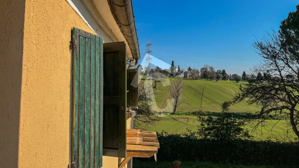 Aed - Rustic House with Private Garden in Jesi