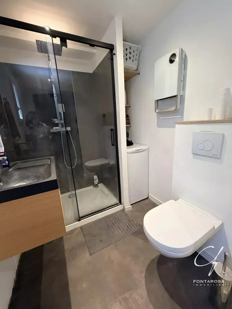 Salles de bain - Villa Luxueuse avec Piscine à Puget-sur-Argens