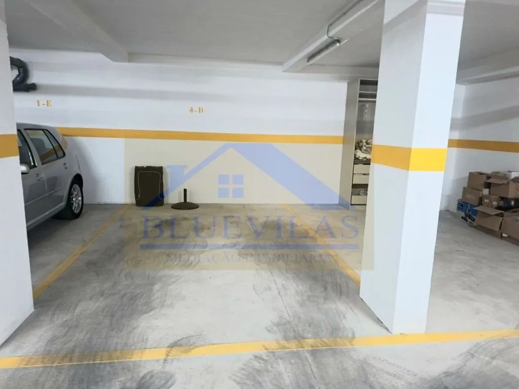 Garage - Luxury Apartment with Two Fronts in Olhão