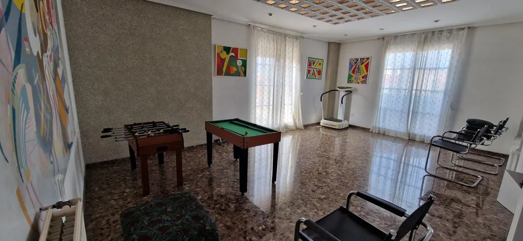 Toad - Spacious House with Terrace in Moncada