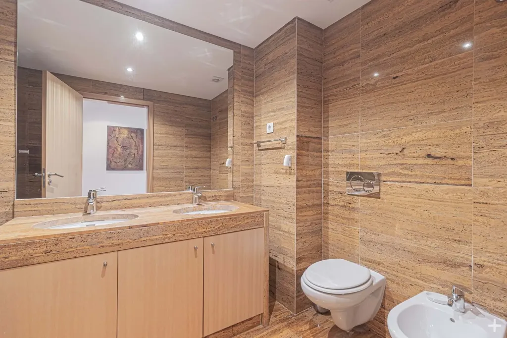 Salles de bain - Duplex Apartment with Tejo View in Lisbon