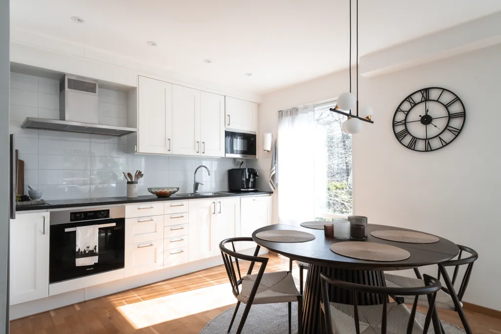 Kitchen - Luxury Penthouse with Jacuzzi in Parkstaden