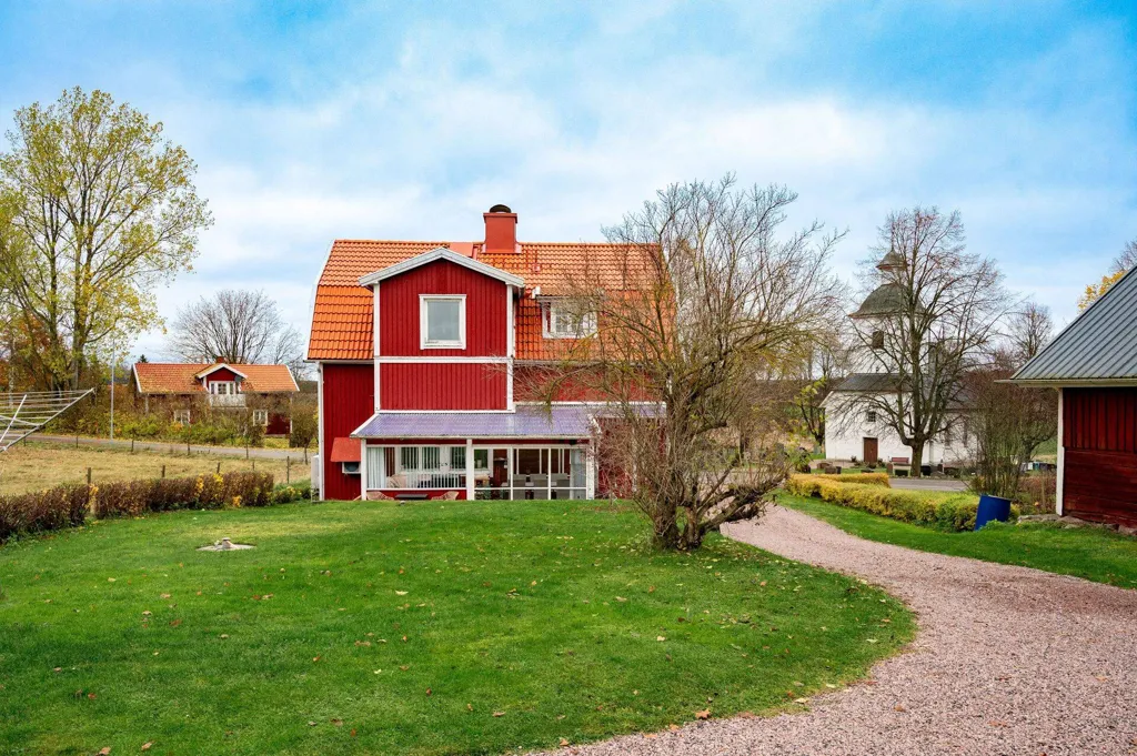 Extérieur - Red Villa with Garage in Skövde