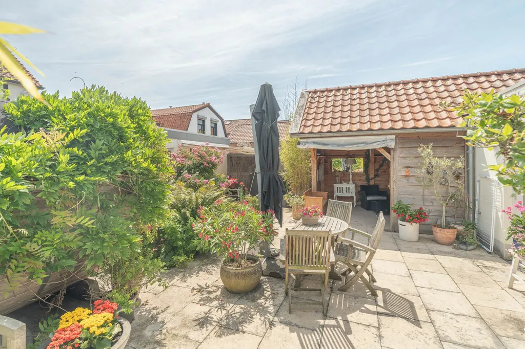 Garden - Detached House with Private Garden in Yerseke
