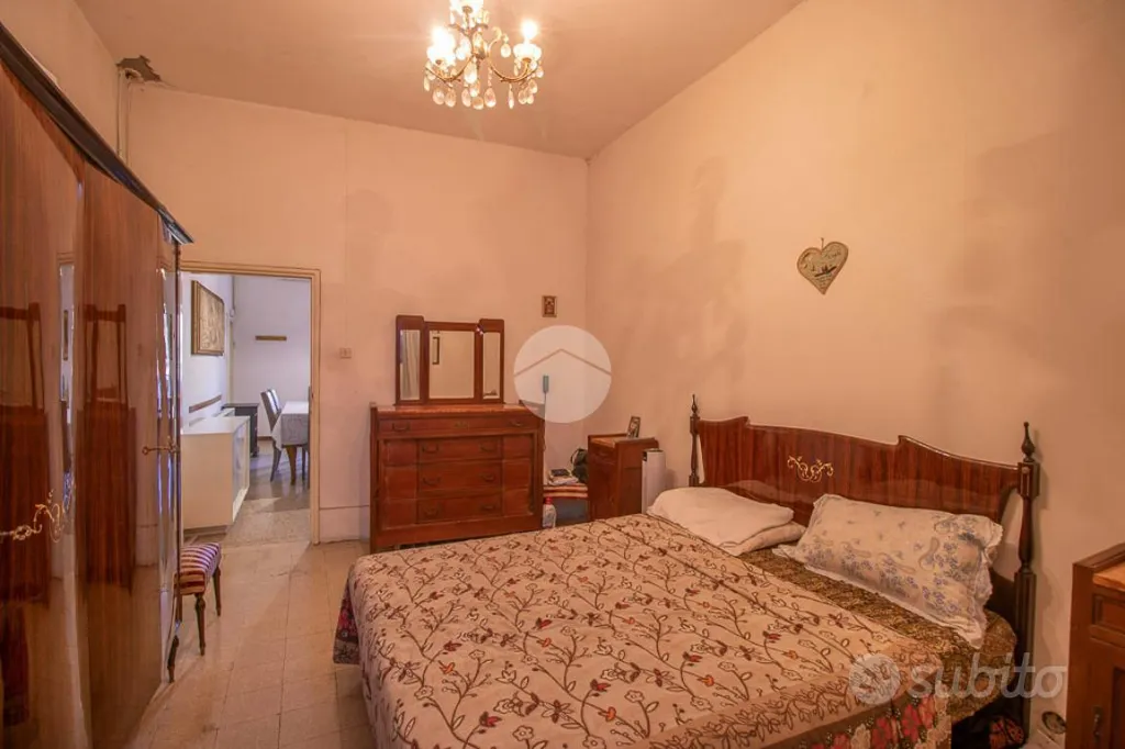 Magamistoad - Quadruplex with Balcony in Montebuono Historic Centre