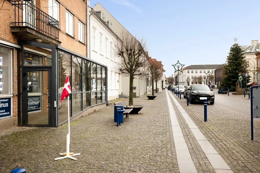 Extérieur - Office Domicile with High Visibility in Assens
