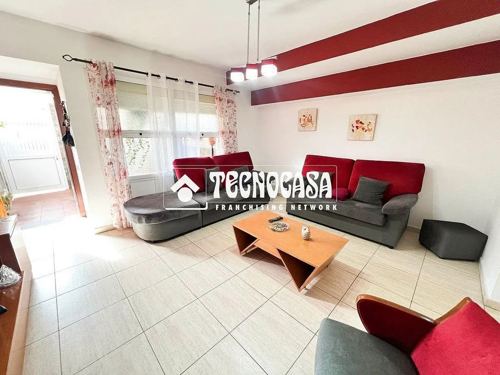 Elutuba - Modern Duplex with Terrace near Town Hall, Vecindario
