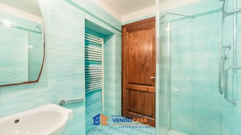 Salles de bain - Penthouse with Private Courtyard in Central Florence