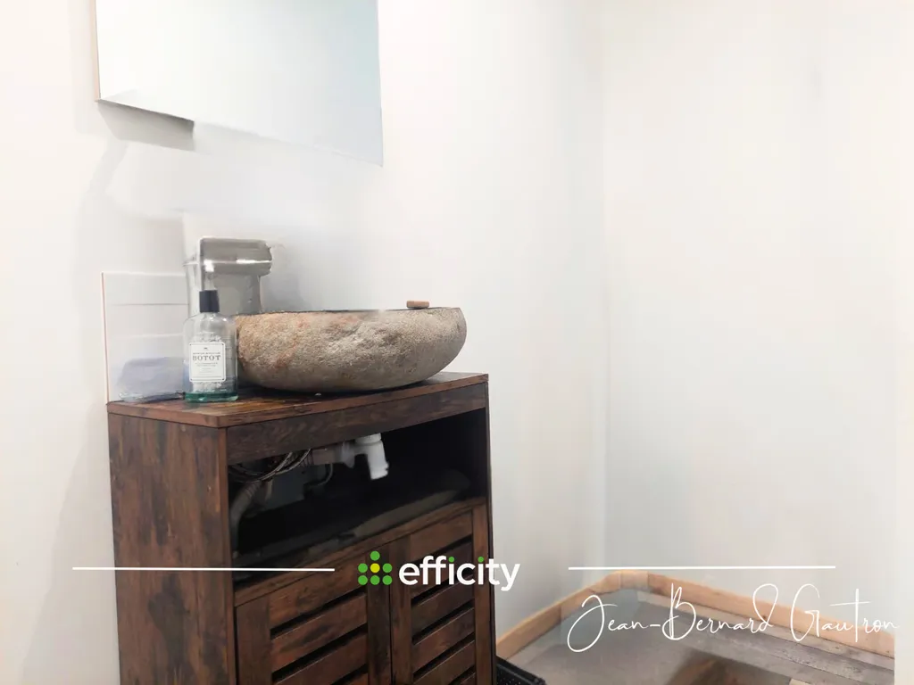 Salles de bain - Appartement de Charme avec Locataire au Centre de Guingamp