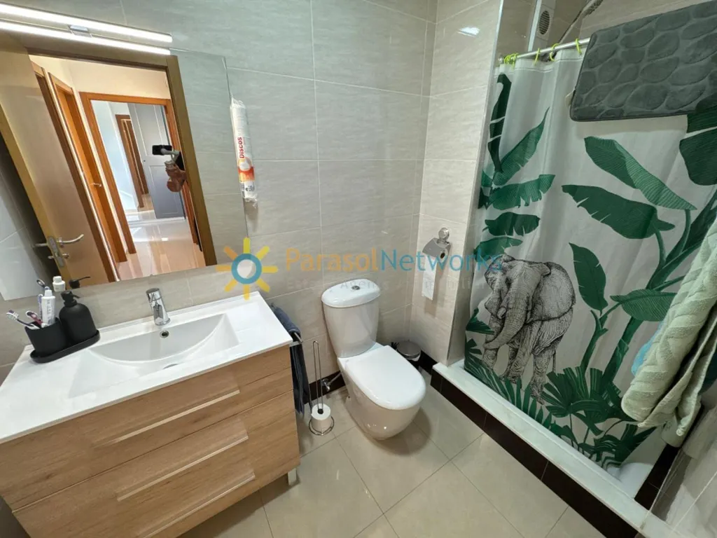 Vannitoad - Renovated Apartment with Balcony in Nucli Urbà