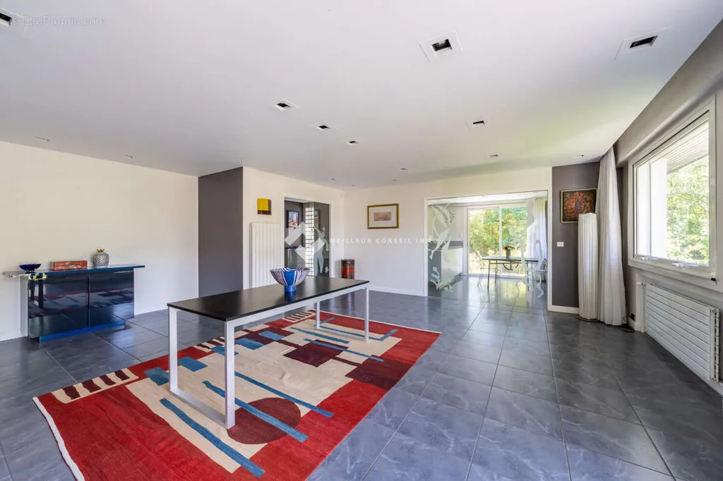 Soggiorno - Architectural House with Pool in Dammarie-les-Lys