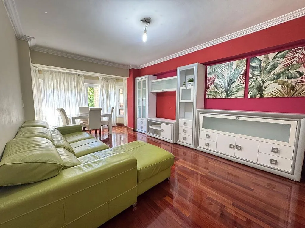 Elutuba - Apartment with Balcony in Getxo's Polígono Rojo