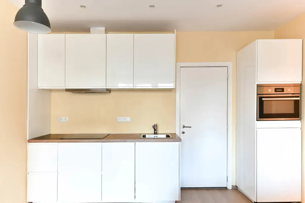 Cucina - Mixed-Use Building with Terrace in Leuven
