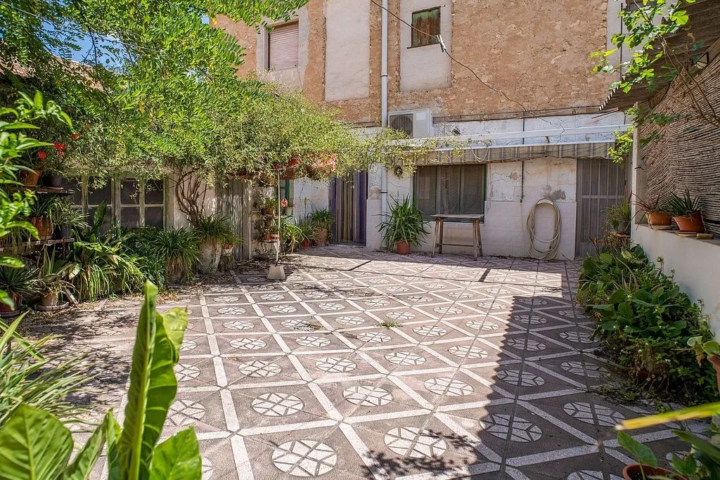 Aed - Terraced House with Air Conditioning in Pinós