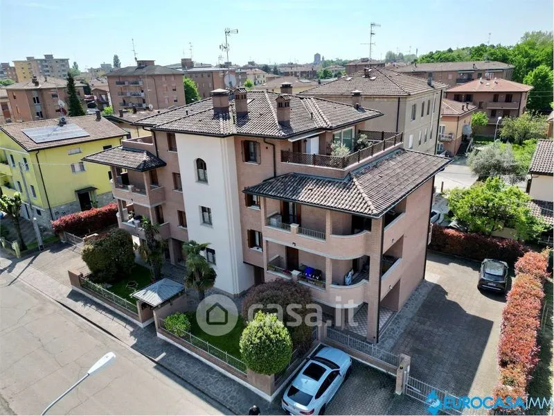 Vue aérienne - Prestigious Attico with Terraces in Carpi