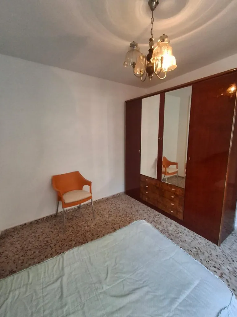 Magamistoad - Traditional Townhouse with Patio in Orba