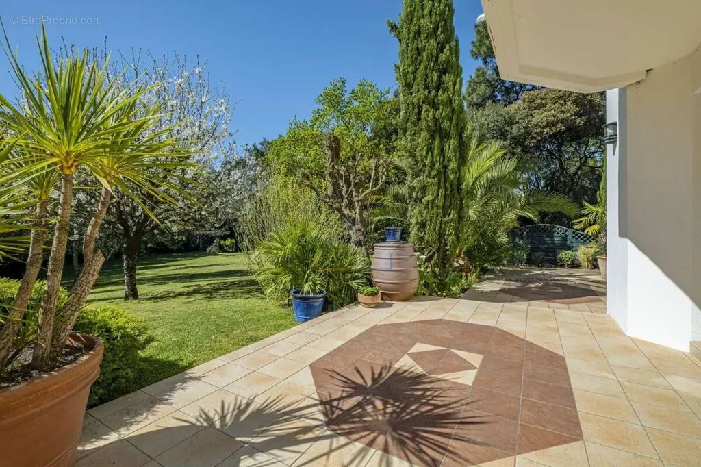 Terrass - Villa with Private Domain near Guérande Centre