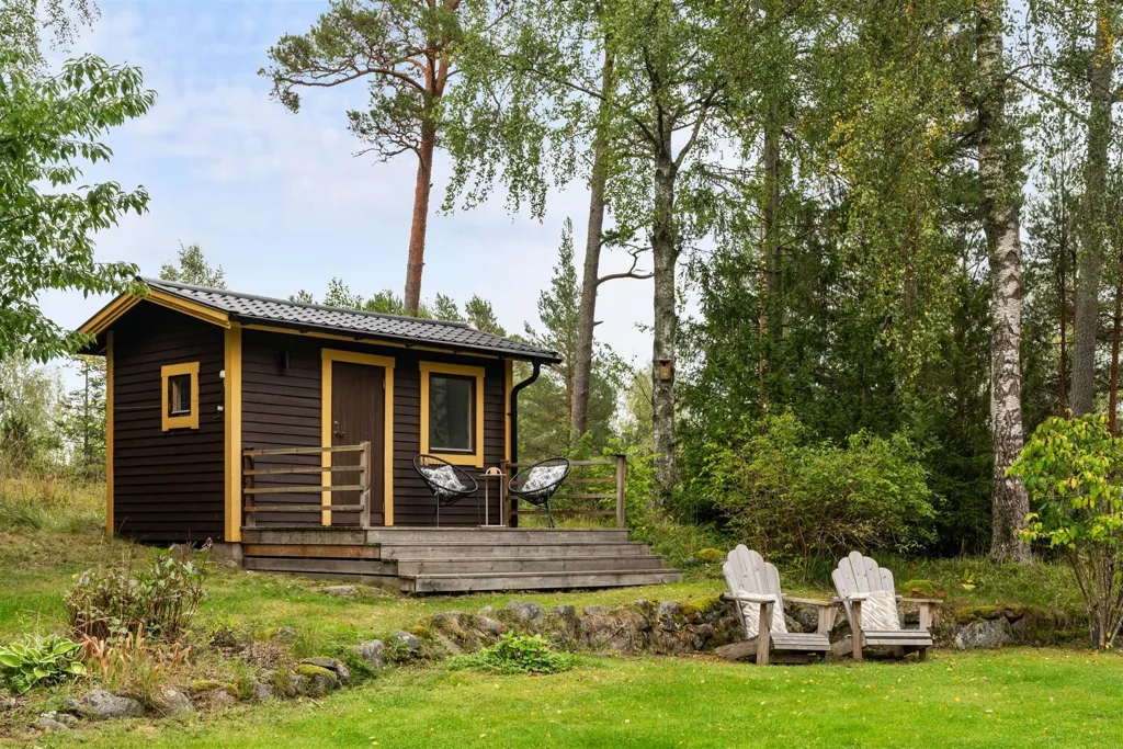 Jardin - Renovated House with Terrace in Västanvik
