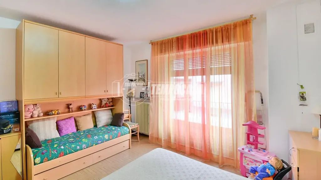 Chambres - Terrace Flat in Albese Con Cassano