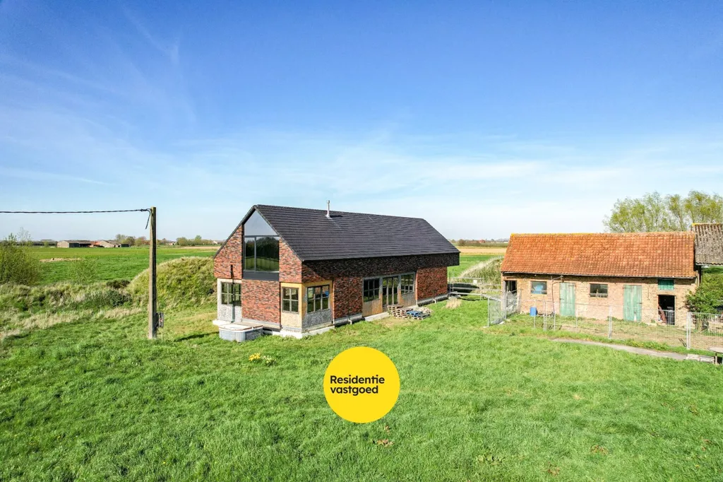 Välivaade - Casco House with 2ha Land in Lo-Reninge