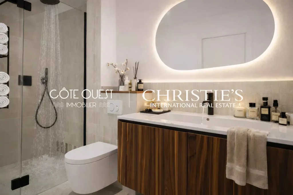 Vannitoad - New Townhouse with Elevator in Saint-Jean-de-Luz
