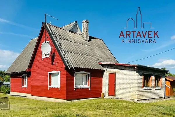 Exterior - Two-Bedroom Cottage with Garden in Tapa