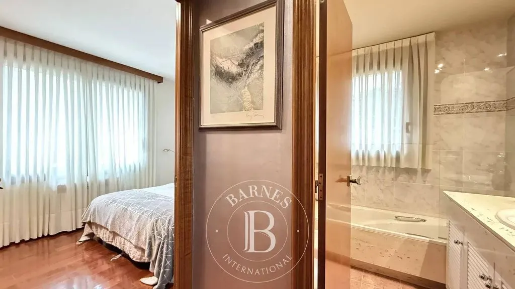 Vannitoad - Luxury Villa with Pool in El Masnou
