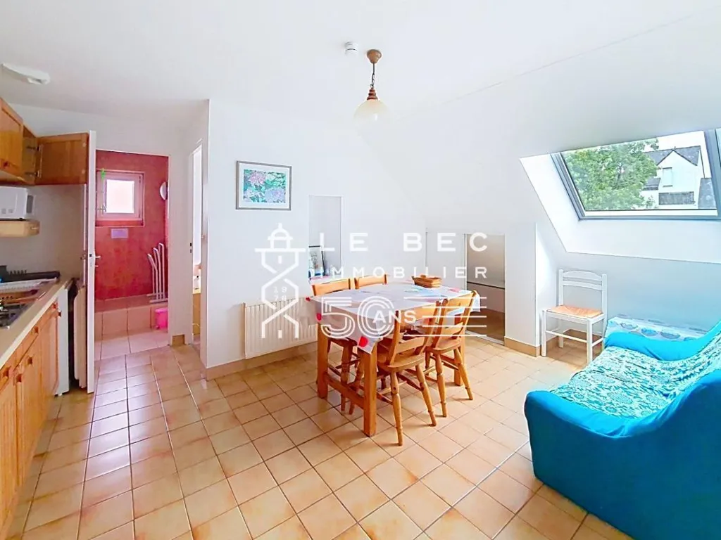 Sala da pranzo - House with Constructible Land in Lorient