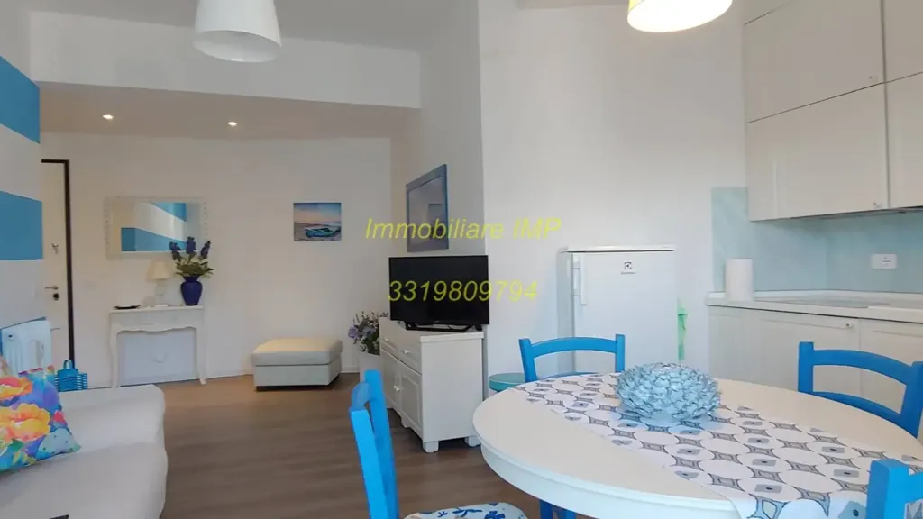 Salle à manger - Modern Bilocale with Balcony in Loano