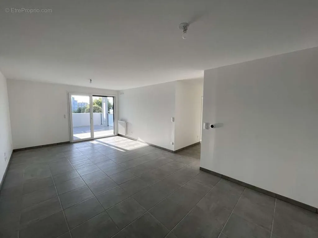 Séjour - Appartement Neuf avec Terrasse à Talence