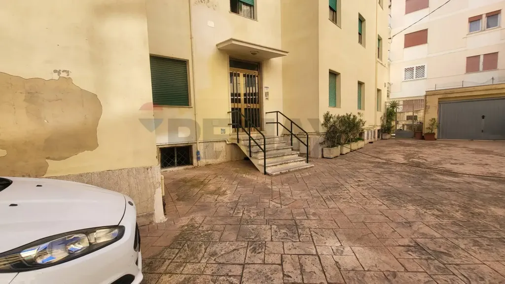 Aed - Second Floor Flat with Balcony in Anzio Centre
