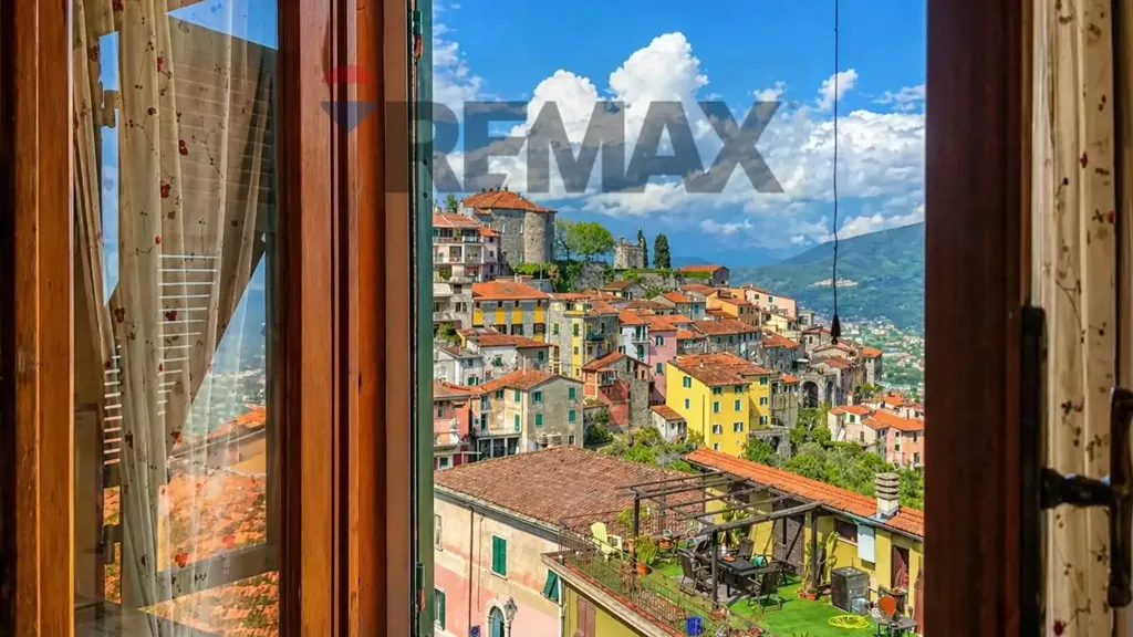 Pièces - Panoramic Apartment with Garden in Vezzano Ligure