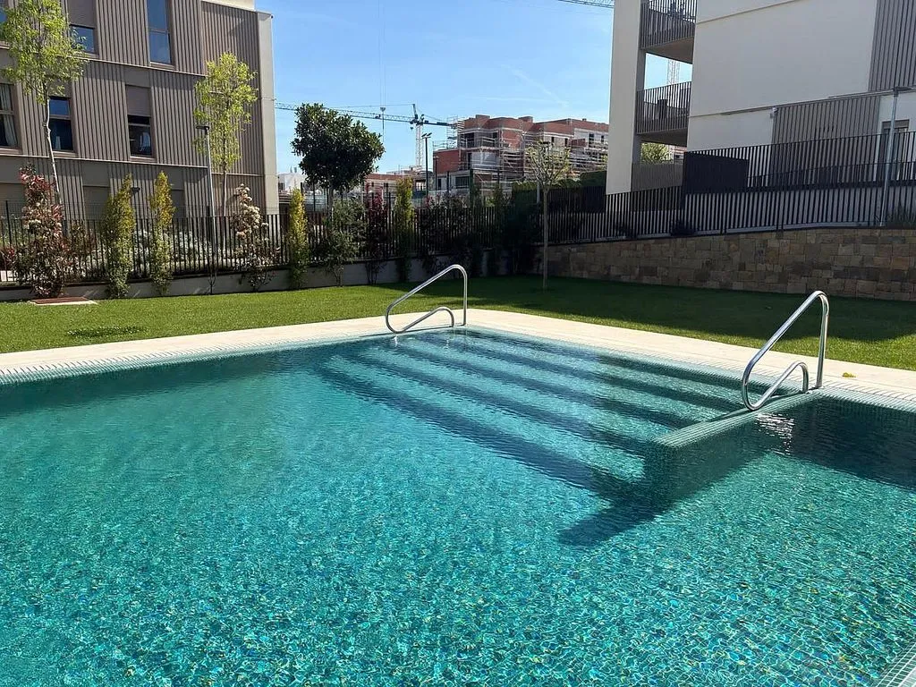 Bassein - New Flat with Pool in Campolivar