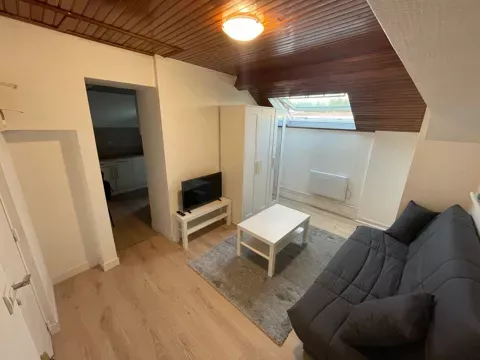 Living Room - 1-room apartment in Saran