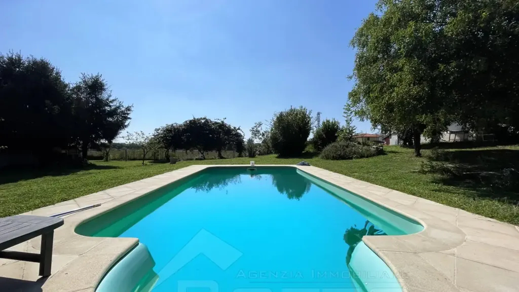 pool_area