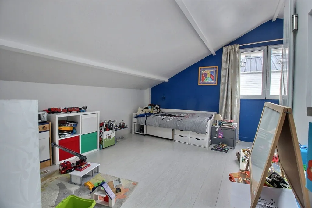 Chambres - Maison de Ville Meublée avec Terrasse Rooftop à Nanterre